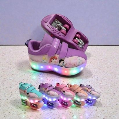 صورة سكوتر تزلج رياضي باربع عجلات – مقاس  (من 28 إلى 39)